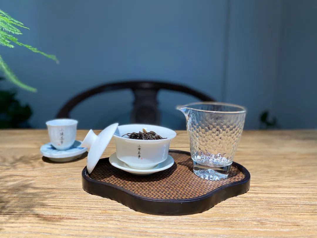 为什么说，白瓷盖碗才是最实用的茶具？3点道出精髓