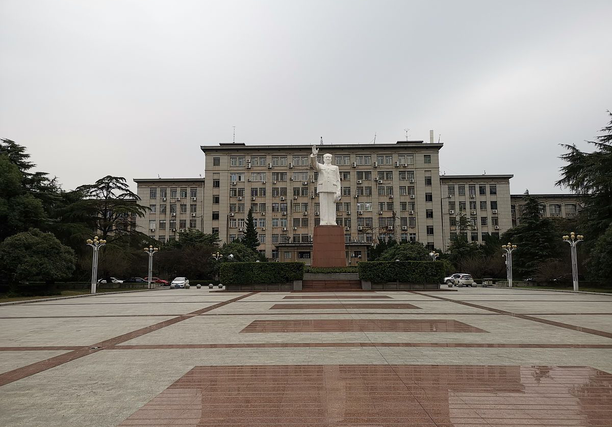 建筑学10大名校，老八校全在内，另2所是985“网红”大学