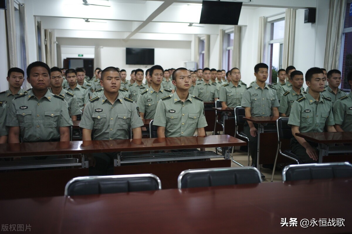 ​根据高考成绩，想报定向士官学校的青年，一定要明白这四个方面