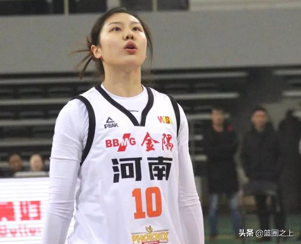 为什么nba球衣没有对徽(不输NBA的设计！这套球衣这么美，却从未登上WCBA舞台)