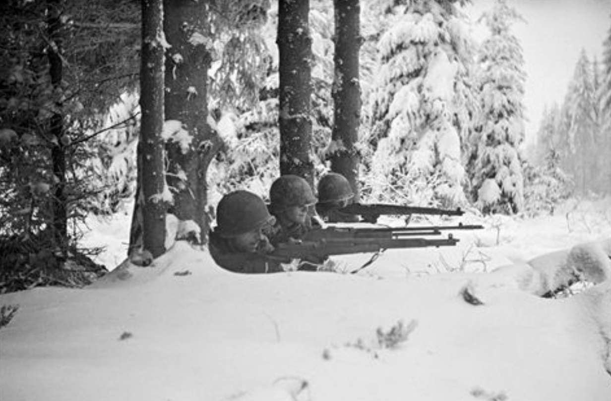 关于死亡森林的电影死亡森林电影