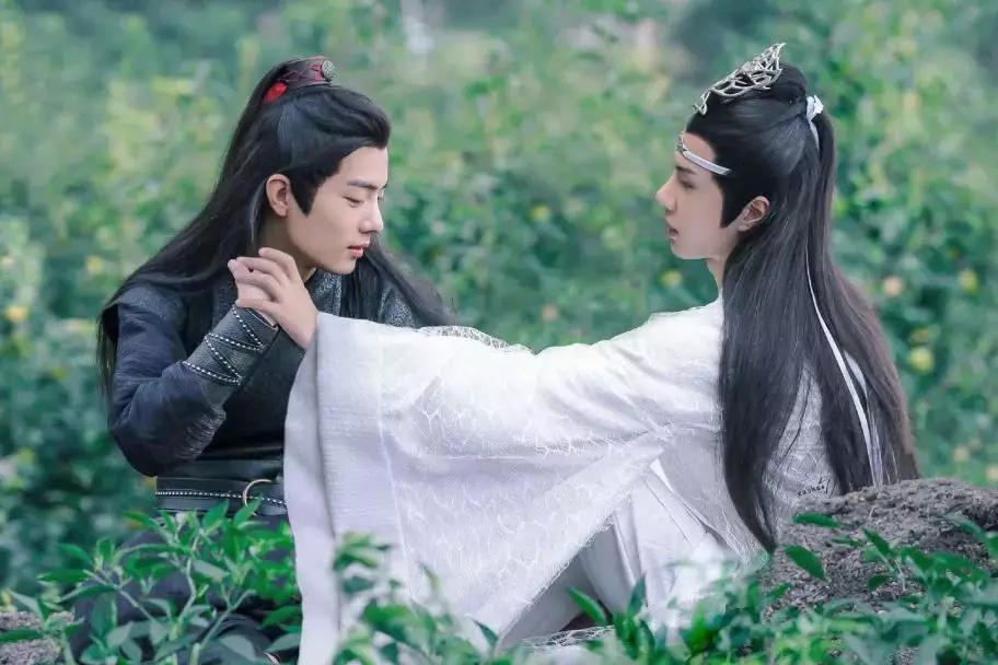 作者出事作品也要背锅？墨香铜臭翻车后，网红要求下架《陈情令》