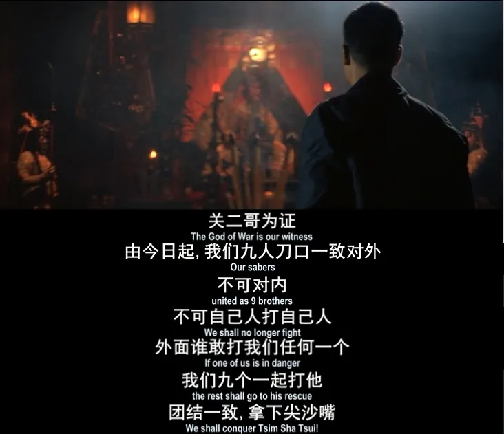 黑帮厮杀追入警署,还以为是拍电影