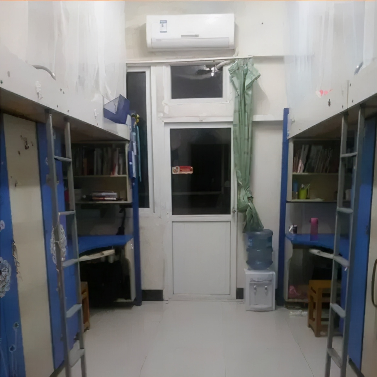 学弟学妹们，快来重庆工商大学看看你们未来四年的家吧