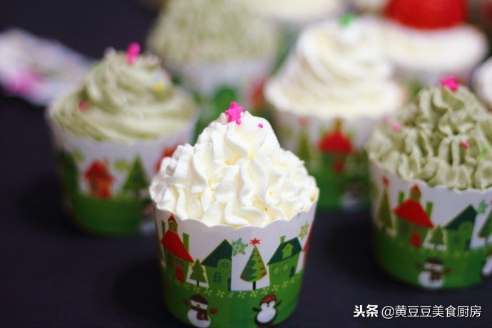 圣誕奶油蛋糕,圣誕奶油蛋糕圖片