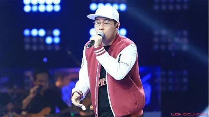 Rapper快来学习AR校长颁布的《说唱从业规范守则》