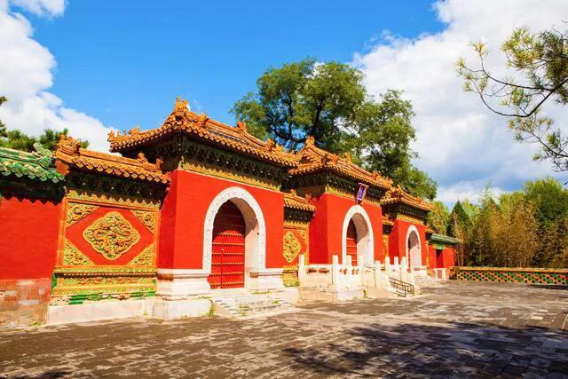 七绝《北京北海公园》