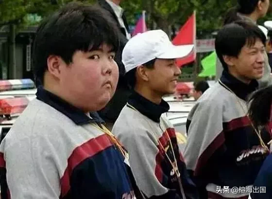 八一八上海小朋友的校服，哪所学校才是魔都颜值Top 1？