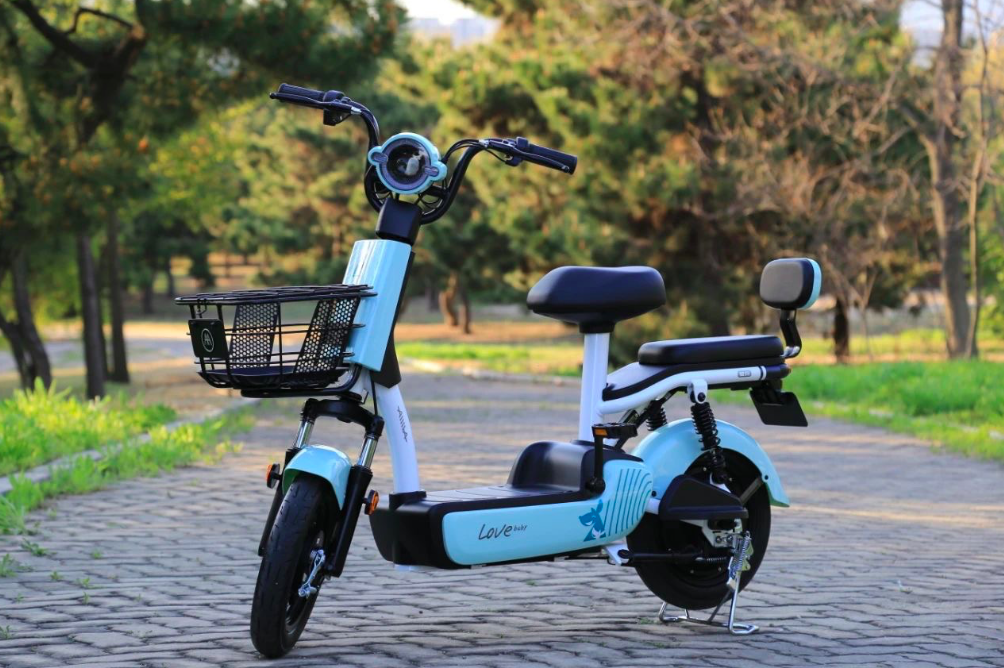 雅迪电动车最新报价：热门三款车型价格一览