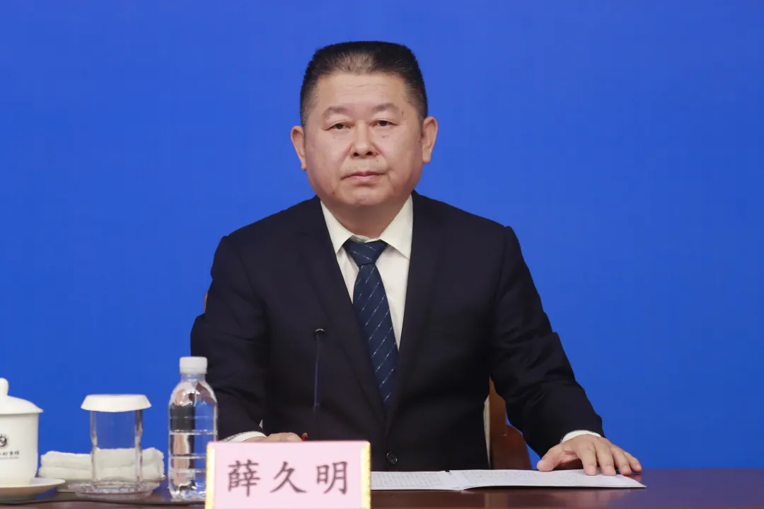 我省积极构建完善生物医药产业科技创新体系，推动海洋生物医药创新发展