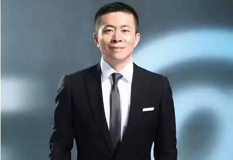 曹国伟，一个从会计做成新浪CEO的男人