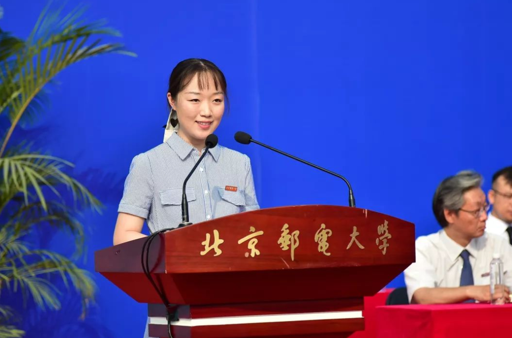 艰难考上本科，毕业证上“专升本”字样引起关注，原始学历受重视