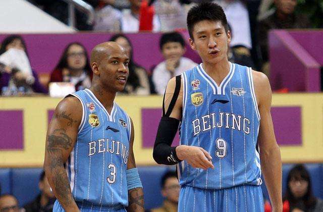 林疯狂nba为什么不能立足(为何孙悦不能在NBA立足，而林书豪可以？科比曾说出原因)