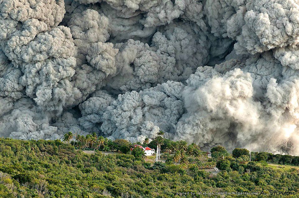 美国黄石公园火山爆发(美国躲不了的大灾难！24小时地震144次，黄石火山会摧毁美国吗？)