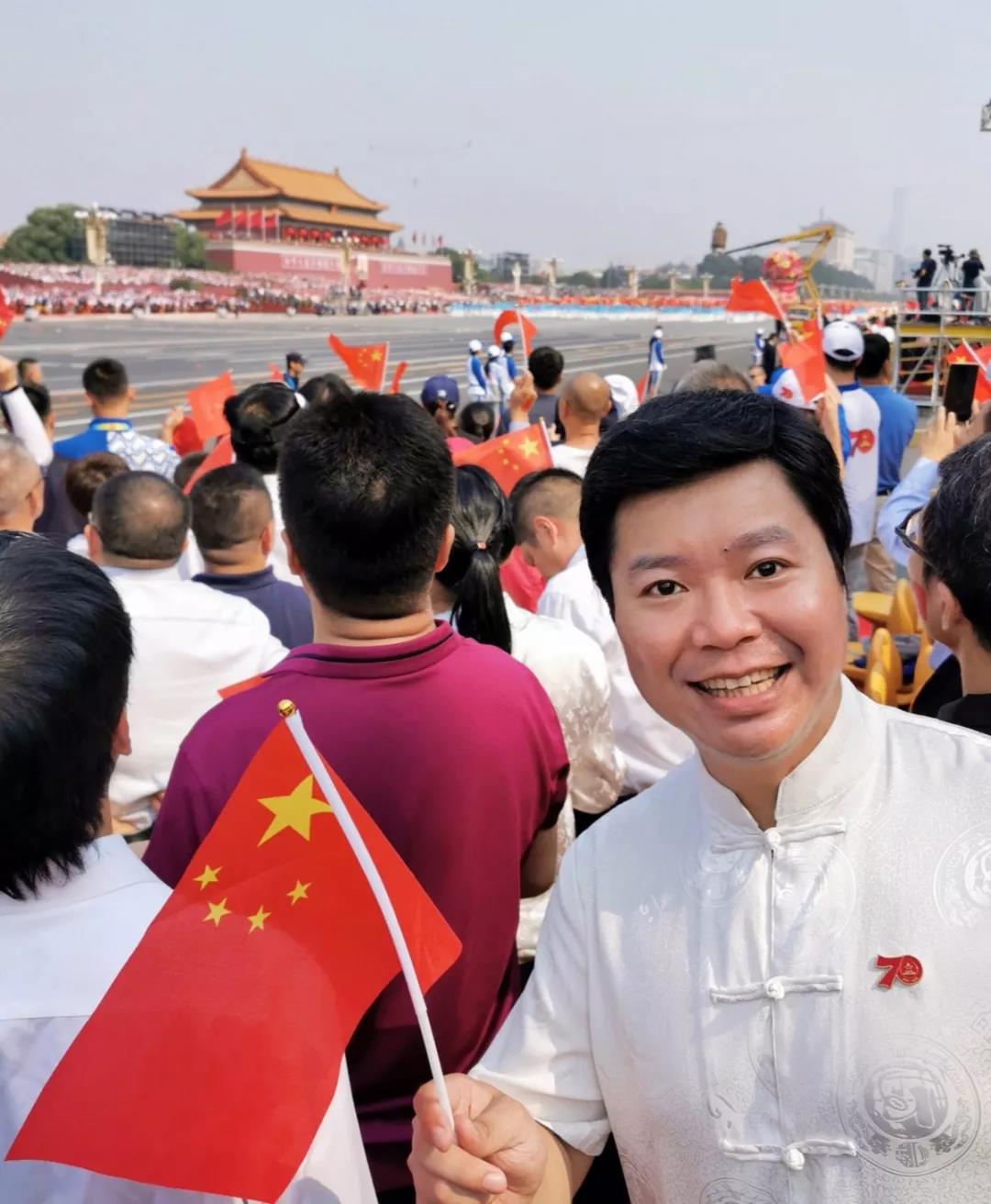 太牛了！国庆盛典群众游行总撰稿原是浙大人，听他揭秘这65分钟的幕后故事！