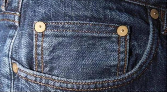 为什么每条牛仔裤上都有小口袋？到底干嘛用？看完涨知识了