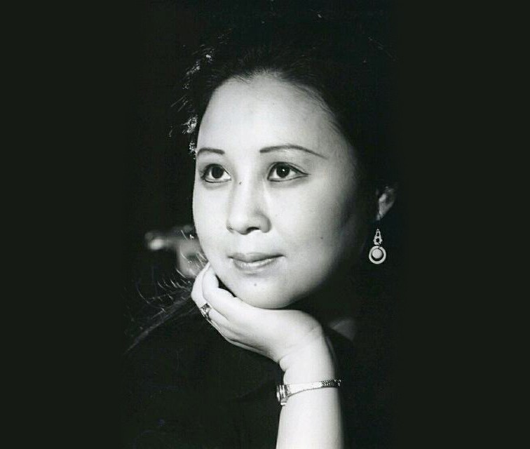 琼瑶的“励志人生”：2次高考落榜，3段辛酸情史，终成言情教母