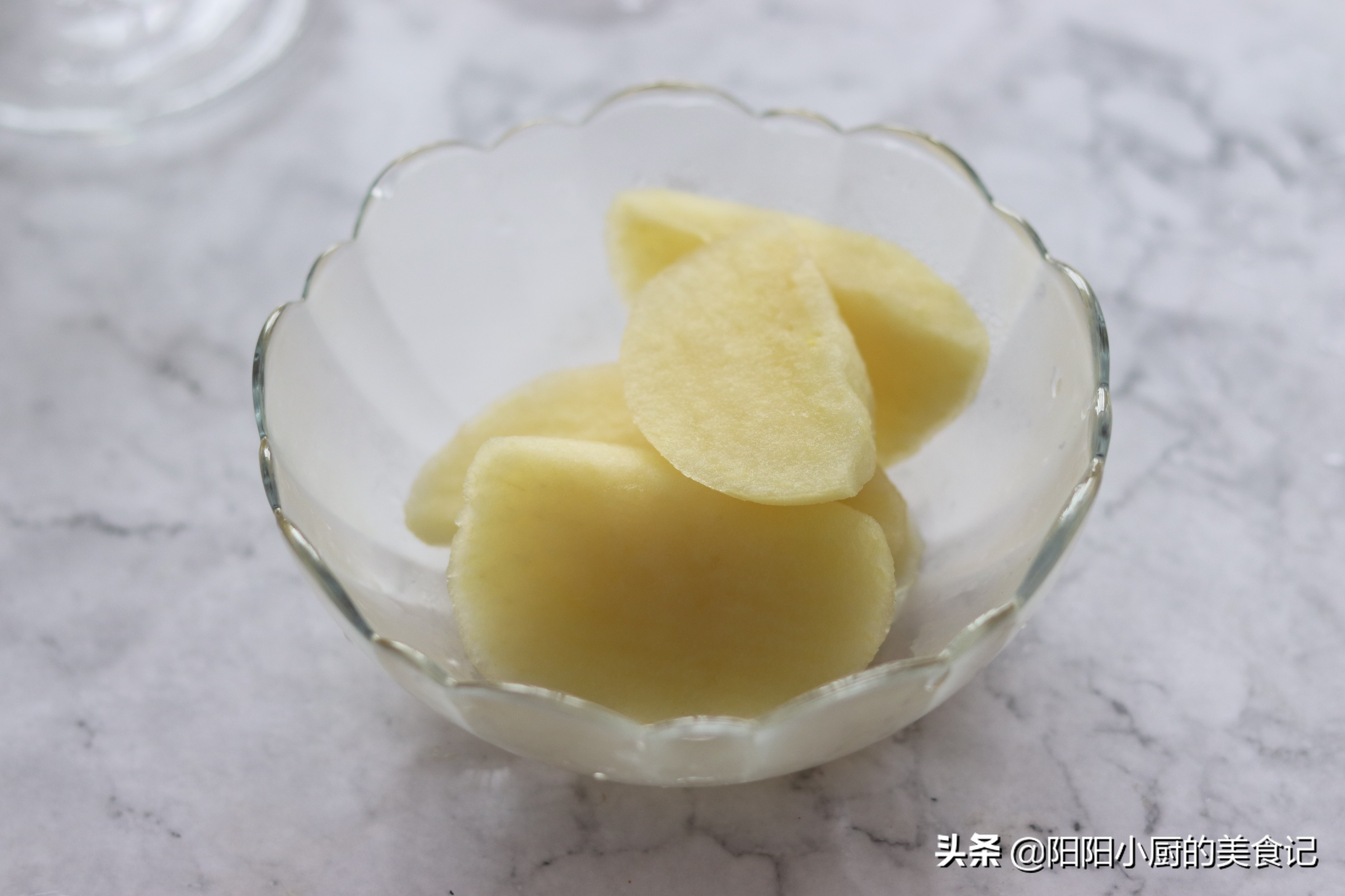 苹果汁制作方法（教你自制苹果汁不氧化不发黑的秘诀）