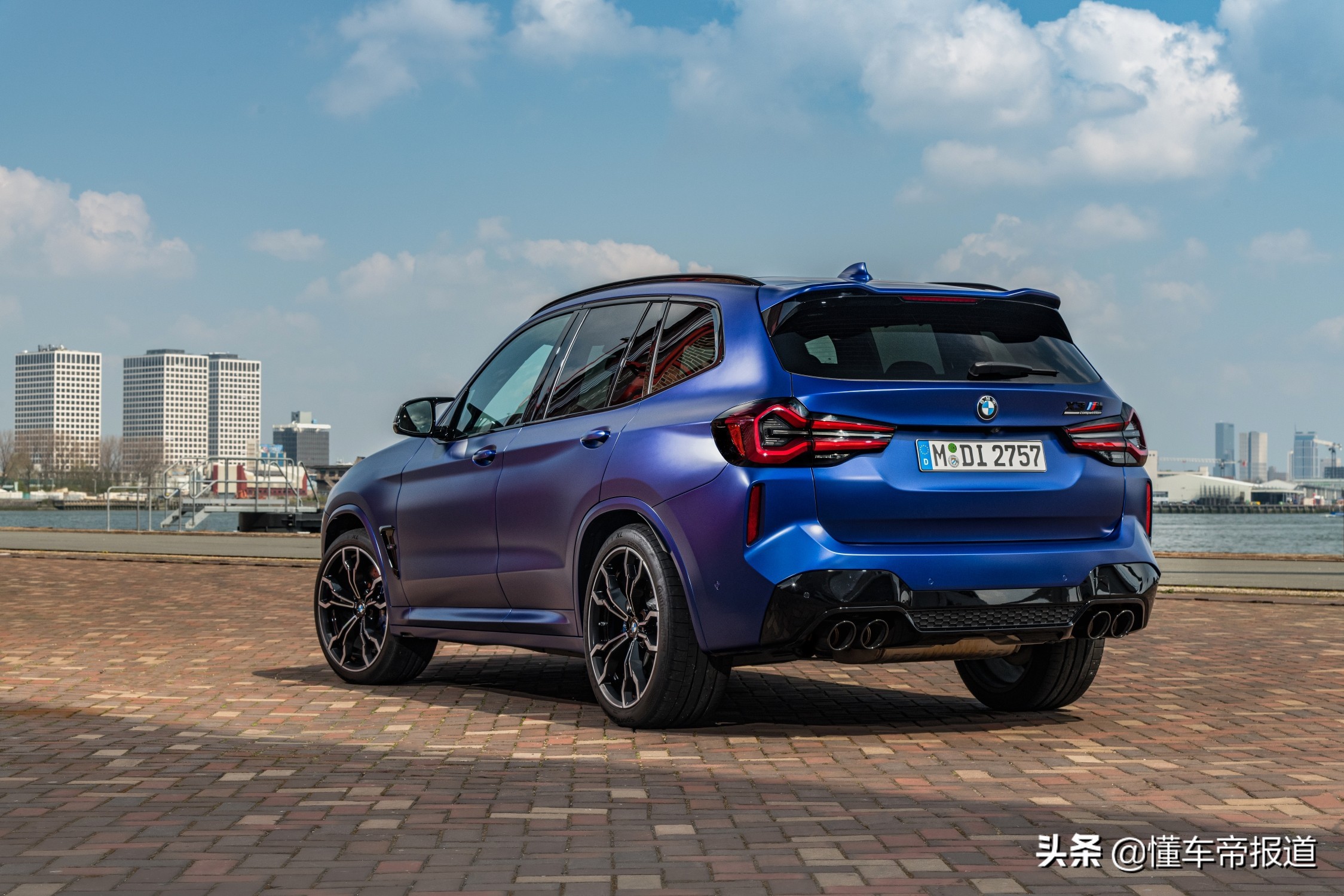 新车 </p><p>　　 3.8秒破百媲美性能跑车！新款宝马X3 M、X4 M雷霆版官方发布