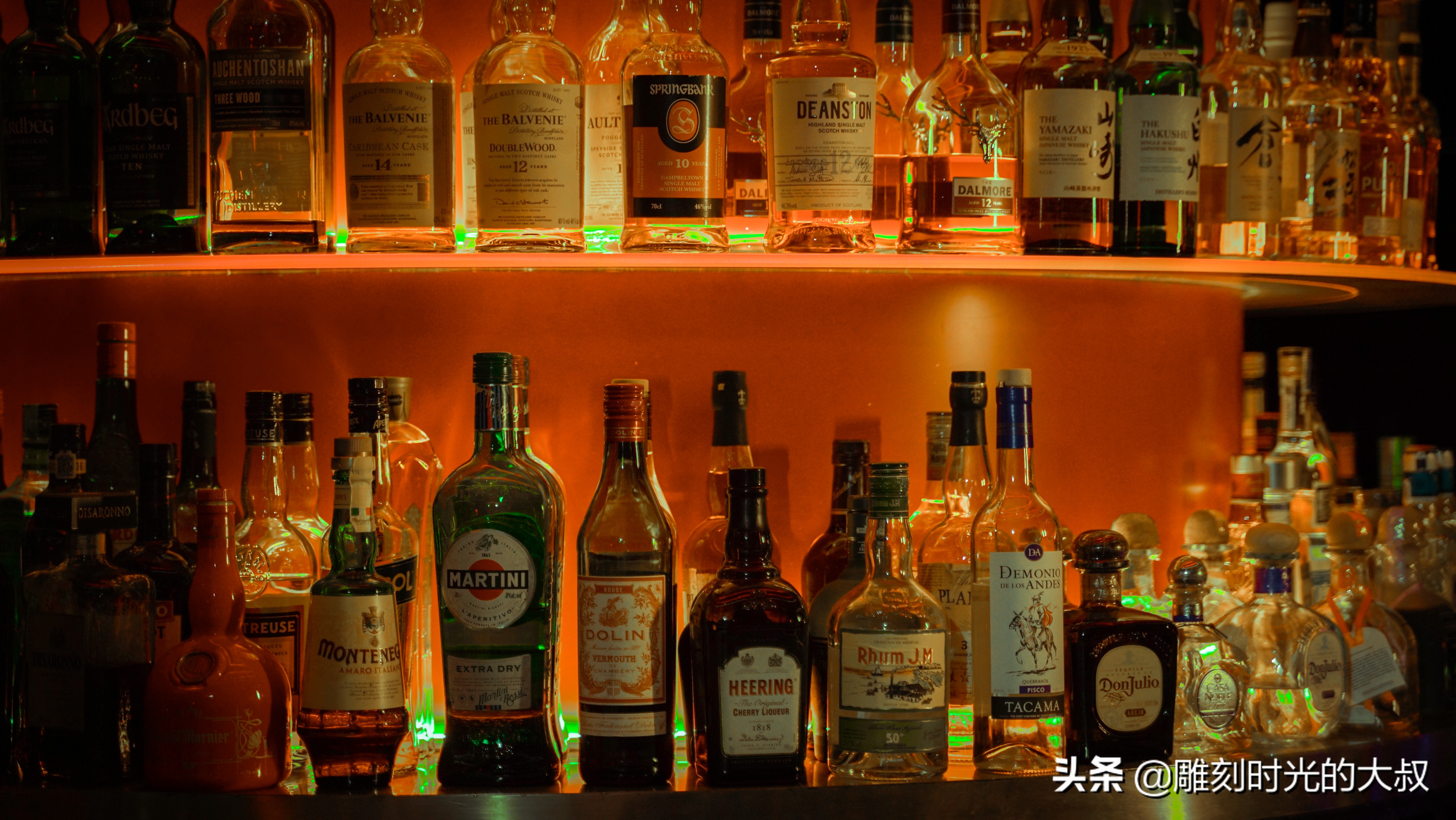 拍摄酒吧夜店你一定要知道的 7 个技巧和窍门