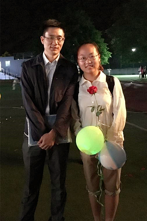 厉害了！超过一本分数线226分！重庆高考第一名是女生，总分726分