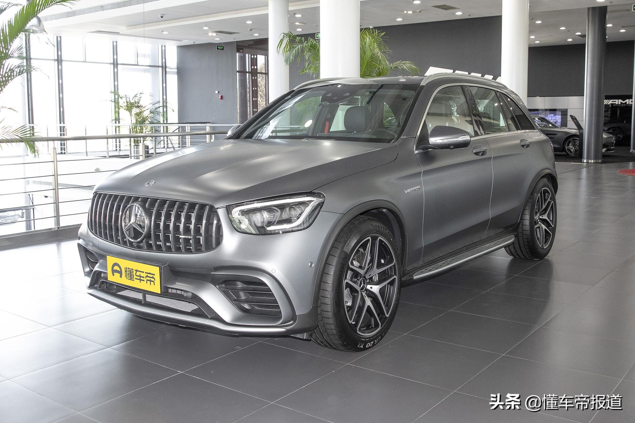 新车 </p><p>　　 3.8秒破百媲美性能跑车！新款宝马X3 M、X4 M雷霆版官方发布