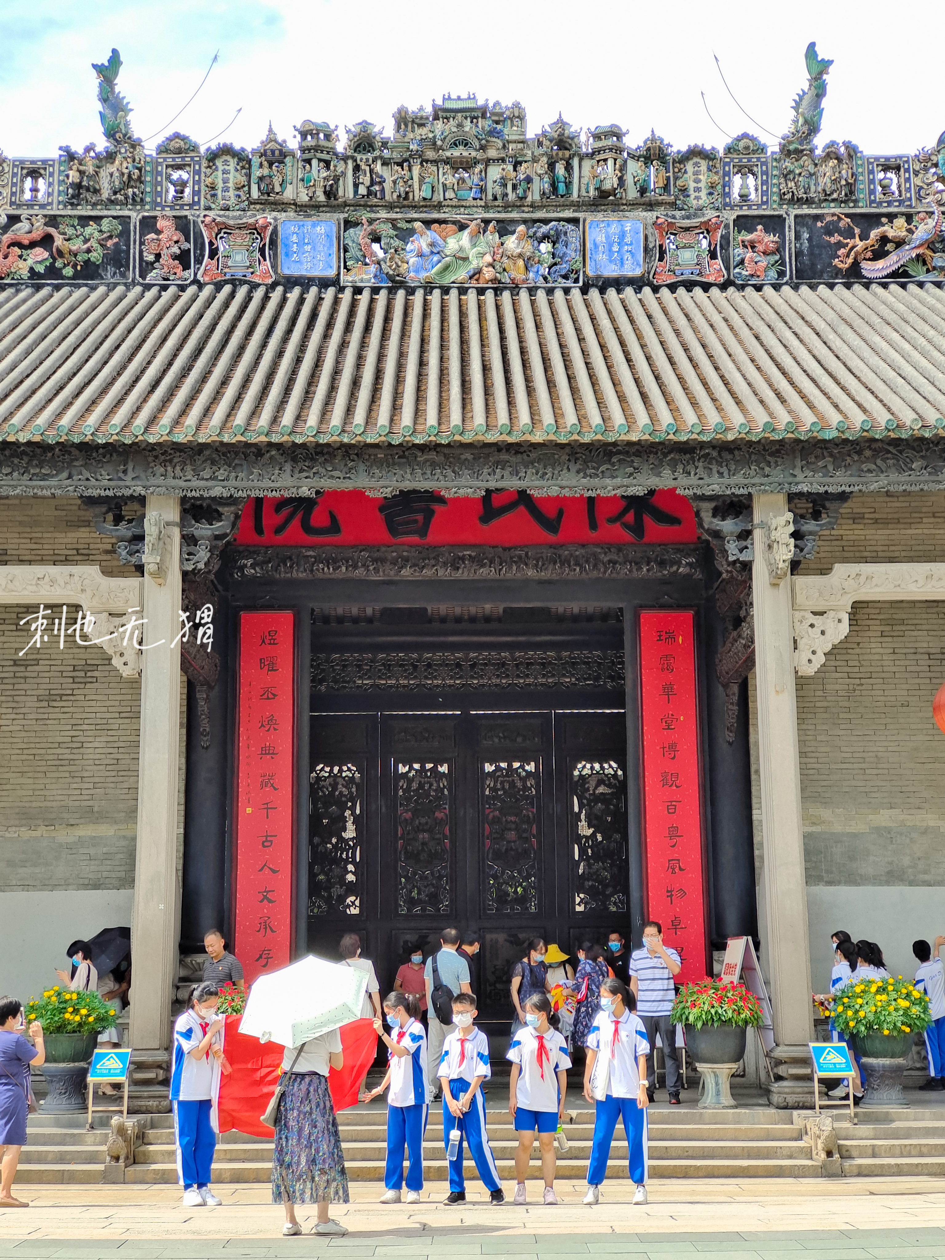 一座祠堂能有多精美？来荔湾的陈家祠一睹为快，两大看点不容错过