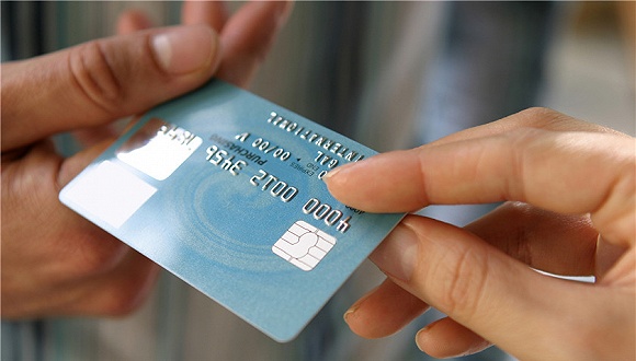 信用卡欠钱后，每个月只还最低还款，什么时候能还到头？