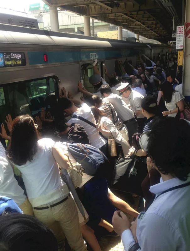 日本机场一个视频爆红！细致到“变态”的日本人，凭啥获13万点赞
