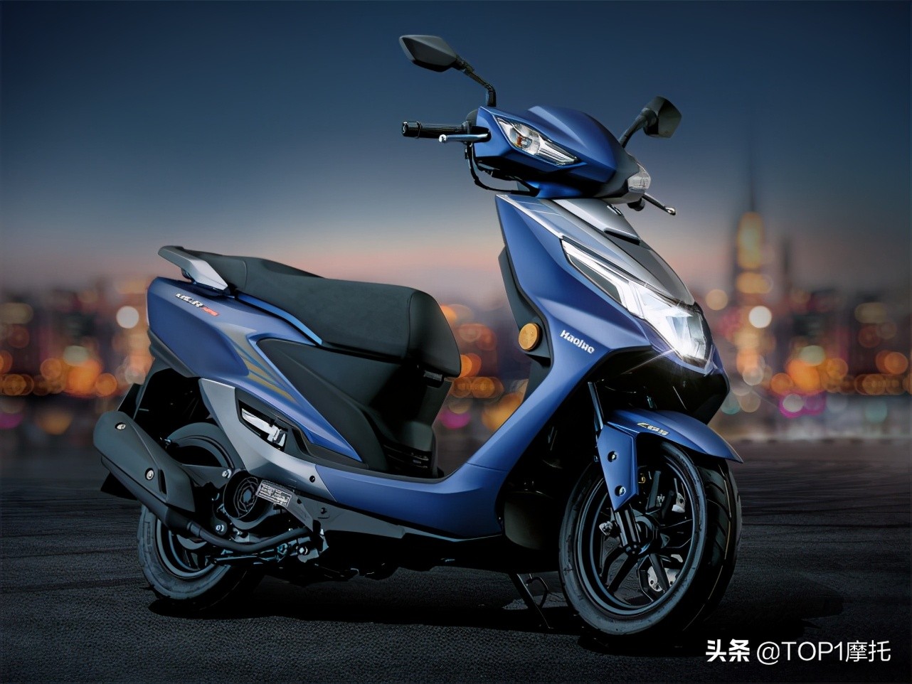 负显仪表 CBS刹车 豪爵UCR125上市 售价9480元