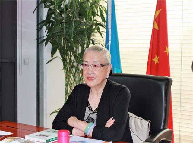 中共元老耿飚：后代子女今何在？3个儿女，无人从政