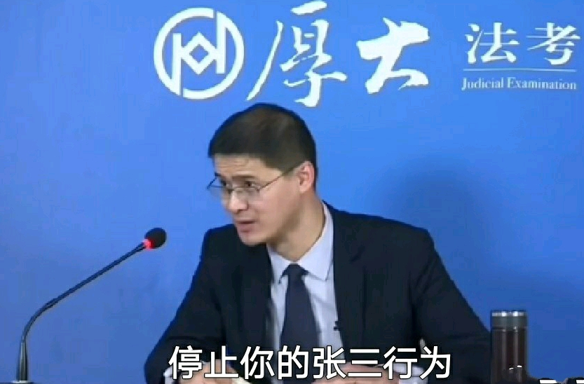 "法外狂徒"罗翔:从顶流教授到被逼退网,他到底做错了什么?