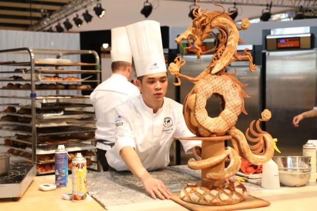 技能圆梦——技工院校学子扬威世界