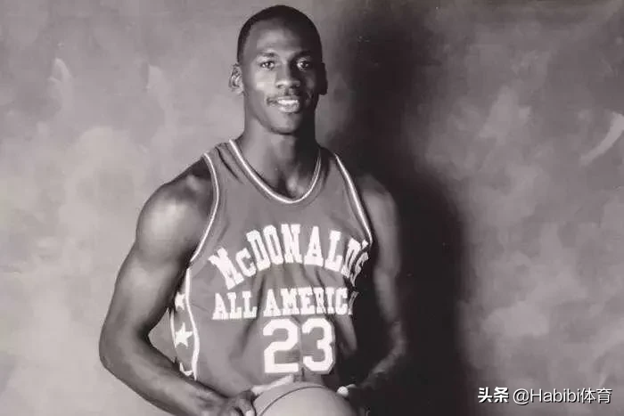 深析家庭环境培育天生好胜心的乔丹，出淤泥而不染的性格成就人生