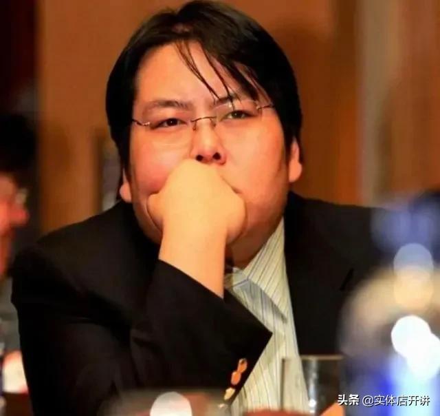 悲情首富李海仓：47岁公司遇害，儿子败光家产消失
