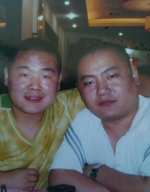 岳云鹏：成功之后，给5个姐姐都买了房，亲弟弟则继续在老家种地