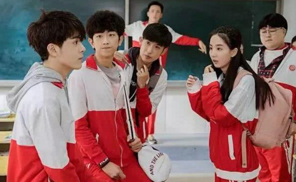 选择上公立的孩子，与上私立学校的孩子，差距是怎么拉开的？