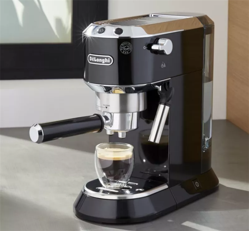 咖啡机款式众多，选到眼花缭乱，看懂这些技巧让你购买路上不迷路