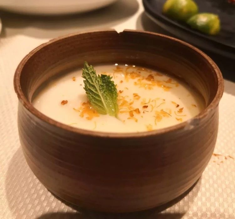 北京土著：吃烤鸭千万别去全聚德！这10家烤鸭才正宗！你吃过几家