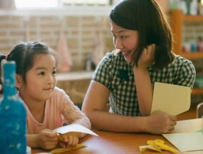 幼师工资一般多少(幼儿园老师晒出)