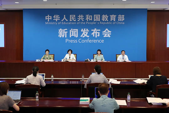 高考不到2个月，考试中心“暗示”提高高考难度，考生如何应对？