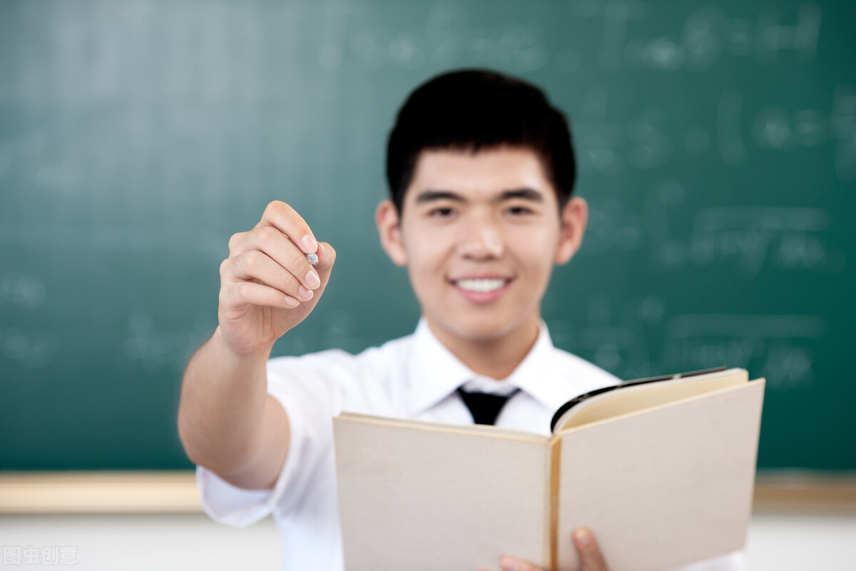 高中班主任：高一数理化难度超出你想象，第一次月考不及格很正常