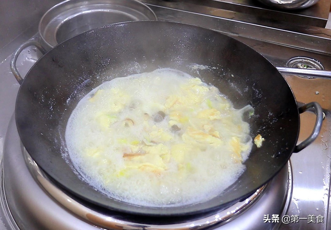 图片[5]-【香菇白菜汤】做法步骤图 记住这1个关键 汤汁奶白浓郁-起舞食谱网