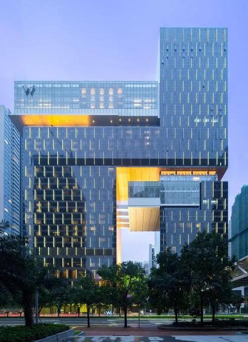 在中国的国际知名四大连锁酒店集团都有哪些？