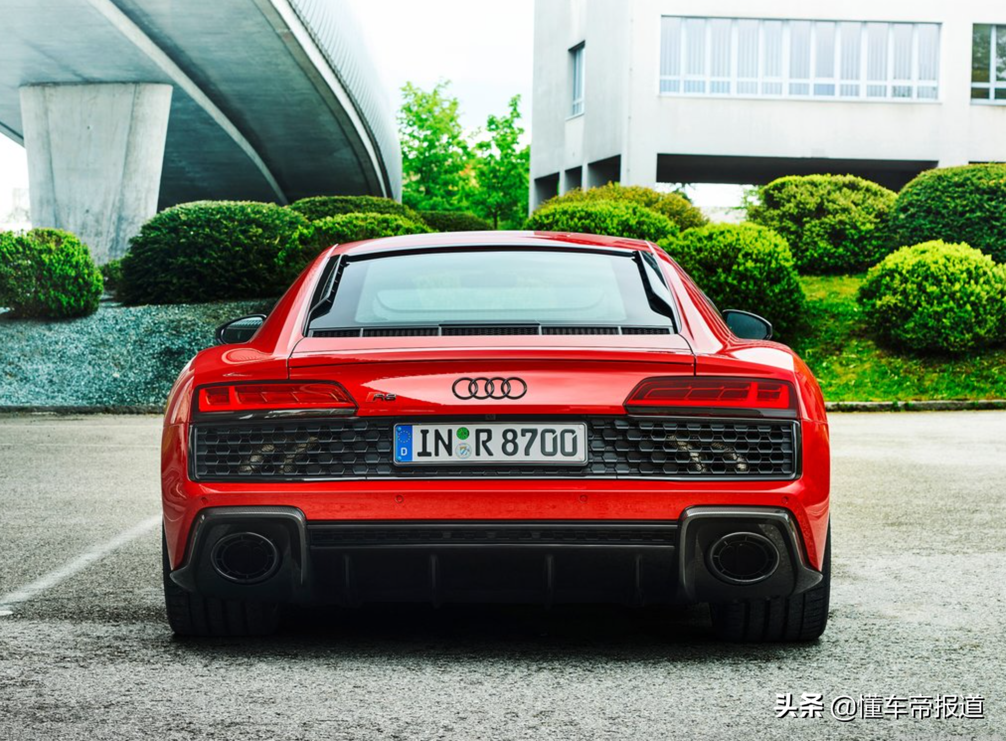 新车 | 约合人民币111万元，新款奥迪R8后驱版来了！3.7秒破百