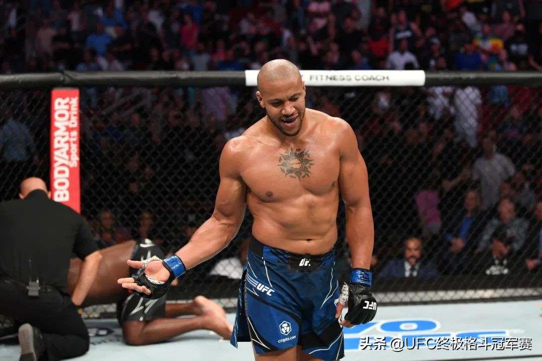 提前到来的“答案”| UFC265后记