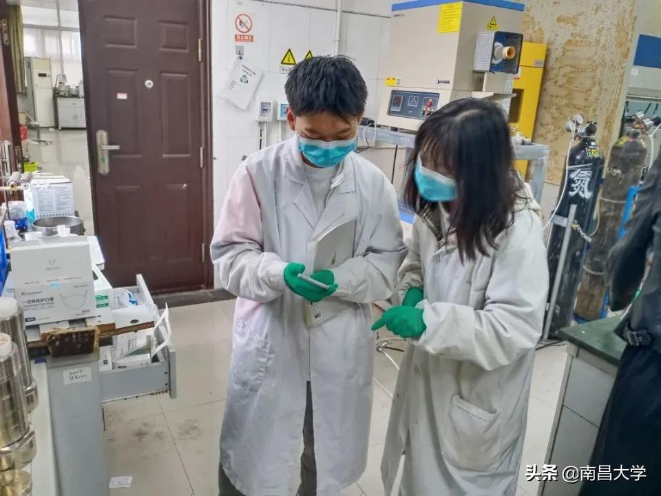 夺冠！南昌大学再捧江西省“挑战杯”！