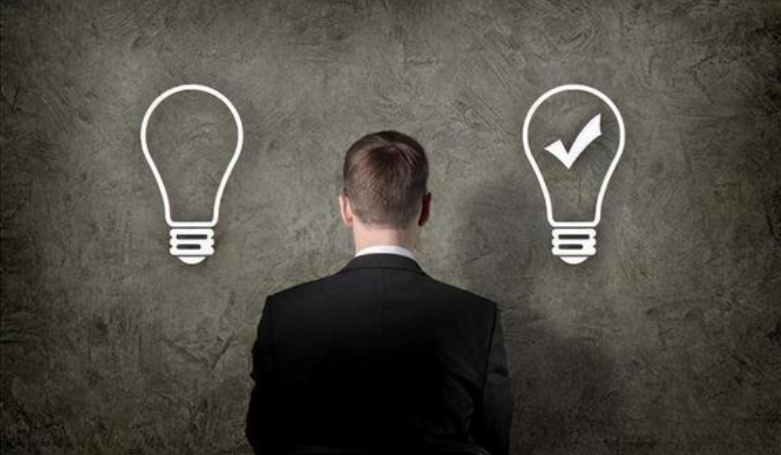 大学生被禁止婚前性行为？网友炸开锅！您支持还是反对？