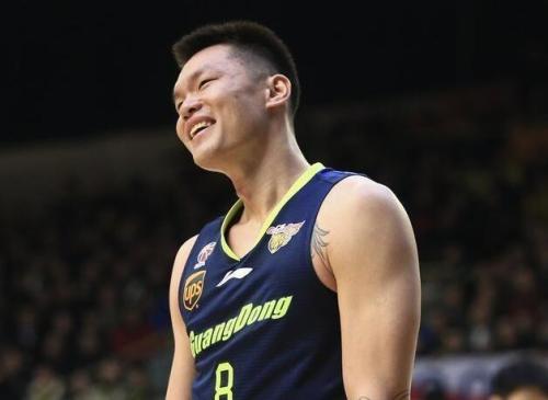 朱芳雨为什么不进nba打球(CBA的朱芳雨实力达到了NBA的水平，为什么不参加NBA选秀？)