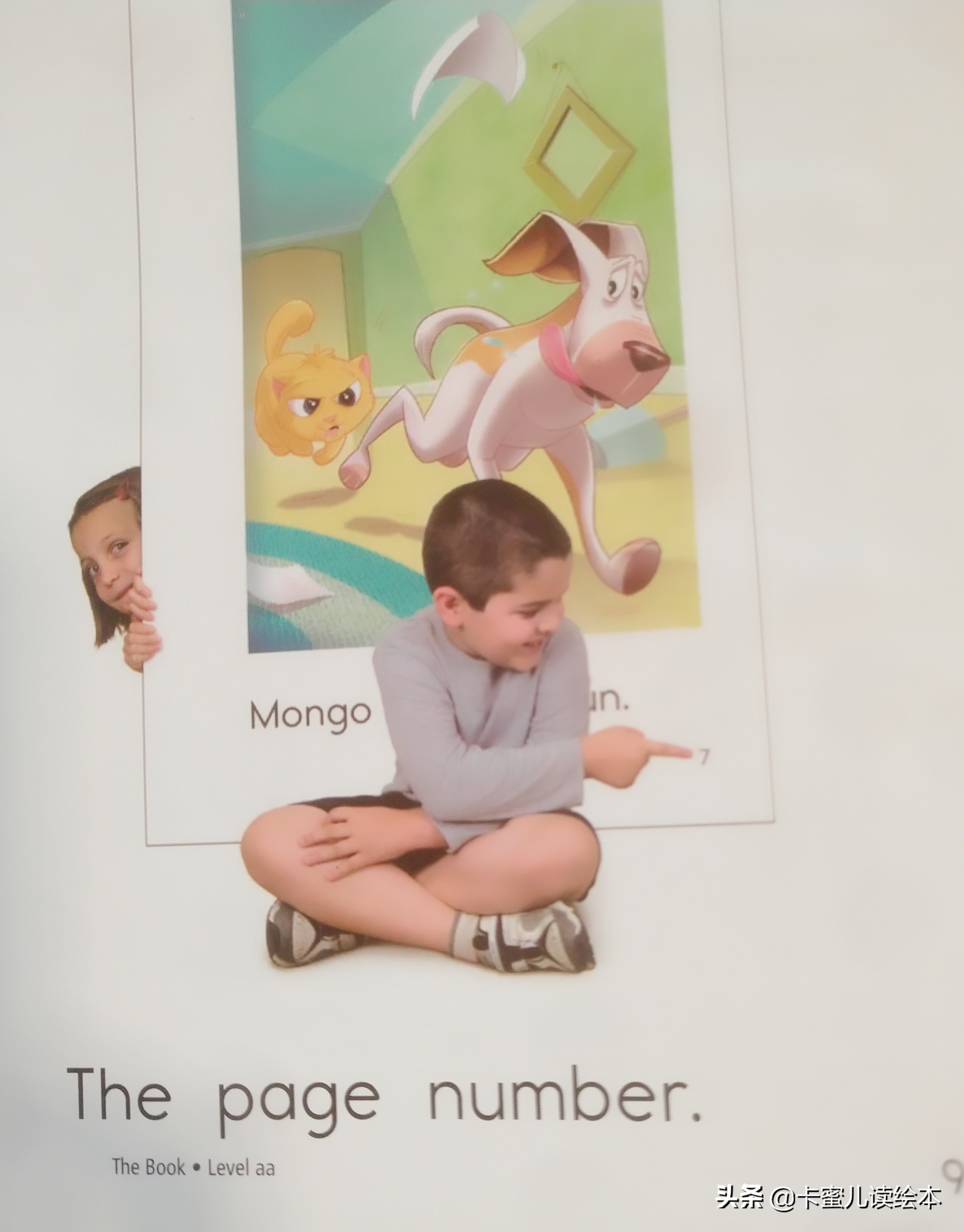 英文有声绘本故事《The book》书